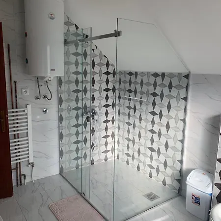 Nina Zlatar Apartment Nova Varos