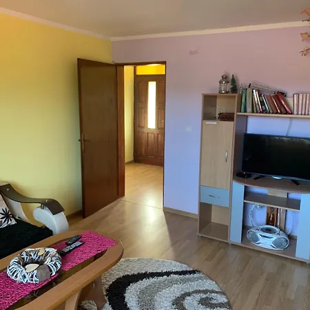 Apartment Nina Zlatar Nova Varos